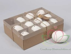 Actie Ganzeneieren 8 cm. doos +/- 12stuks van E 14.59 voor E 12.99 Leeggeblazen voor decoratie