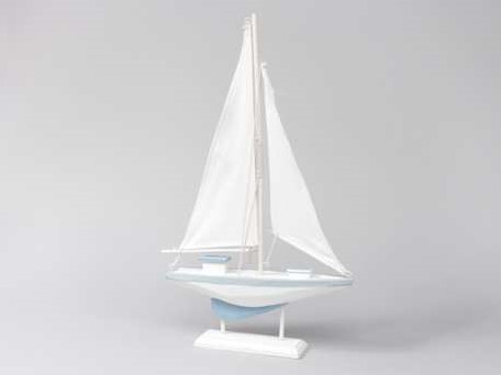 Houten zeilschip zeilboot blauw/wit Groot 34x56 cm. Maritiem blauw/wit