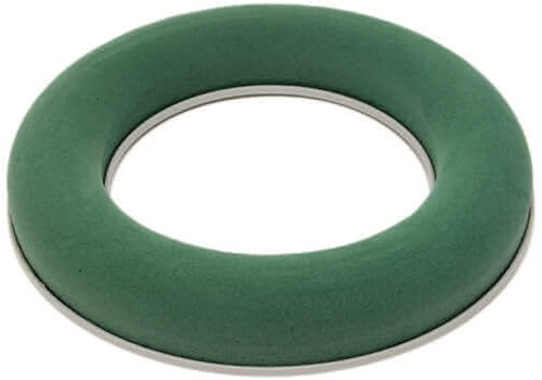 Steekschuim krans ook wel oase genoemd 25 cm/st prijs per stuk