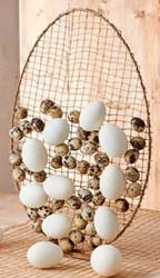 Metalen Frame Ei Metal egg ring 24x35cm on base gold Ei frame