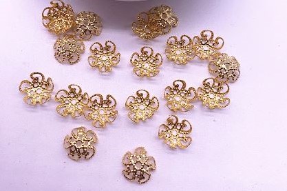 Afdekkapjes voor Ophanghaakjes voor Holle bollen, ballen, eieren en ook styropor / 100st kapjes +/- 10mm