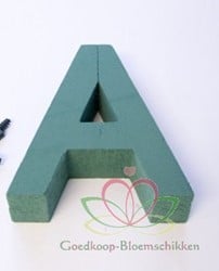Letter A van Steekschuim oase voor verse bloemen 30 x 20cm
