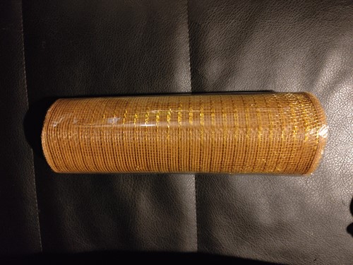 Decomesh Deco mesh Metalic voor kransen en inpakken Warm donkergoud gold / rol  Decomesh 