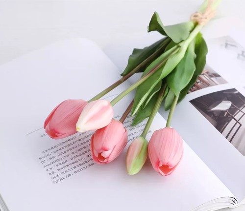 Actie Tulp Tulpen bundel, Luxe Siliconen Real Touch Tulpen kleur Pinkroze / Bundel +/-5st Zijde Tulpen Real Touch Latex, siliconen