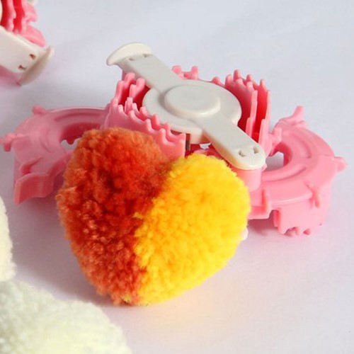 Pom Pom maker HARTVORMige pompommaker 7 cm. pompom pom pom