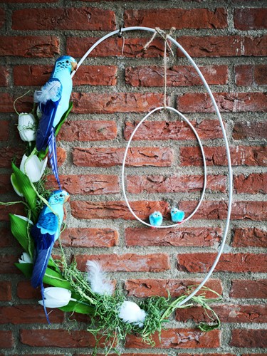 Metalen Ei Metal egg ring 40*58cm Hang WHITE Ei frame enkel excl decoraties!
