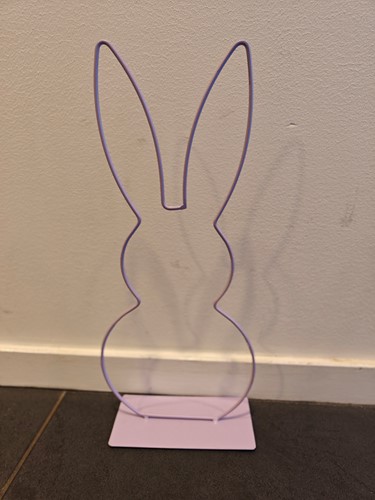 Metalen frame Haas staand oor op voet 40 cm Lavendel OP=OP standaard Metal Rabbit eenmalig artikel