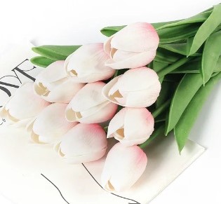 Actie Tulp Tulpen 33cm bundel kleur Ivory, lichtroze blos / Bundel +/-10st Tulpen Real Touch Foam