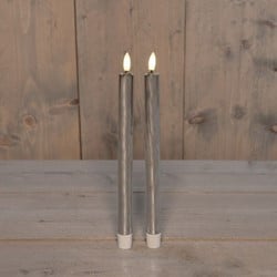 Actie LEDkaarsen Zilver Anna's Collection LED kaars 3D Flame Candle  D 2,5 H 23 cm /2 stuks Timer Ledcandle voor bloemschikken en decoratie