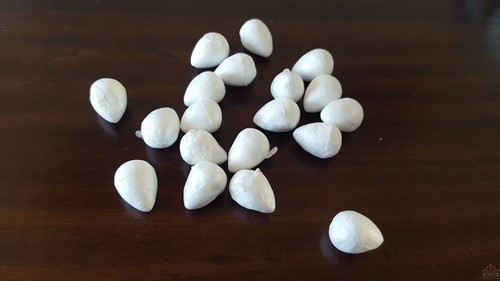Styropor bolletjes, 2 cm eivorm voor nylon bloemen +/-18-20 st Styropor bol