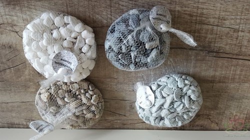Steentjes Decosteentjes Decoratiesteentjes netje1000gram. Grijs Steentjes. Decosteentjes
