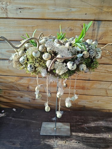 Frame Bloemstukhouder Hoge Standaard met plaat 20*10*50cm hoog  zo van de smid leuk om een hoog bloemstuk te maken